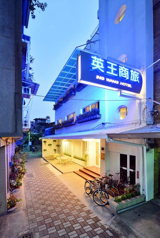 Ing Wang Hotel Tainan Exterior photo